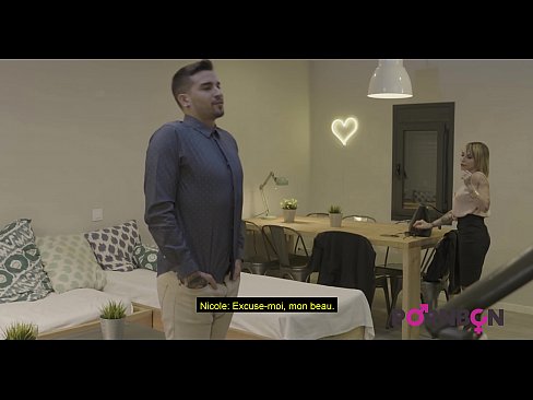 ❤️ PORNBCN 4K Mid ka mid ah naag qaan-gaar ah oo naaso waaweyn leh waxay rabtaa inay dabada noqoto Gigolo yar oo leh dick blowjob amortism adag fuck gacanta shaqo eeyga qaabka maxsuul leefleefi kacsiga Faransiiska subtitles ️ Galmo ❌️